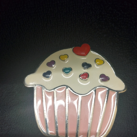 Dazzling✨️✨️Frosted Cupcake Belt Buckle Near Excellence For Condition - Picture 4 of 4